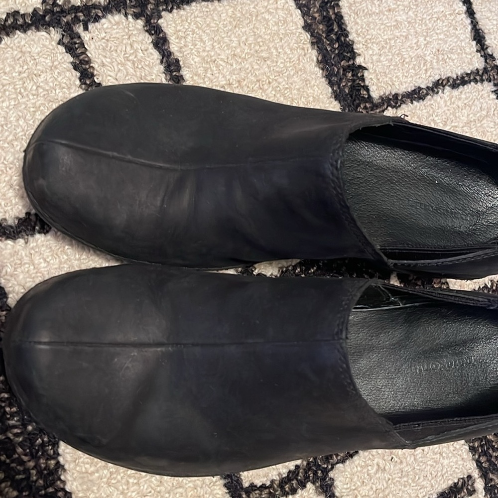 Patagonia Better Clogs Women's Size 8.5 Black Leather Slides Slip Comfort Shoes - Picture 4 of 5